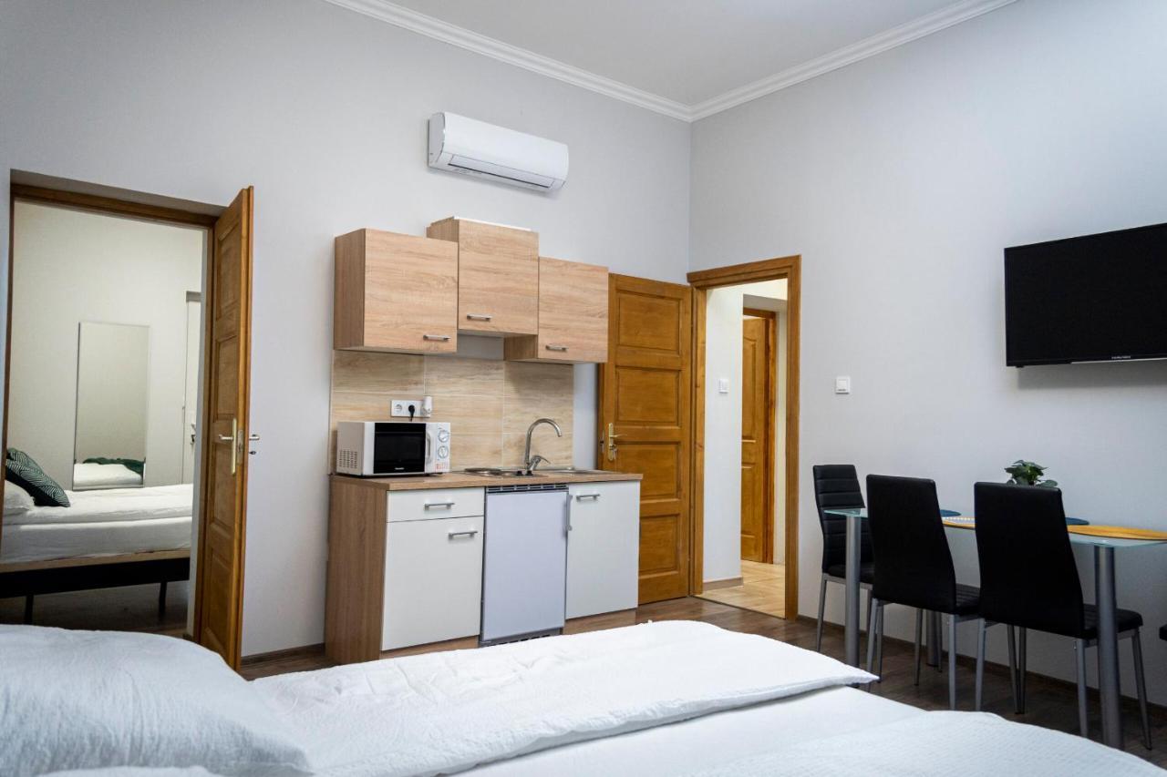 Kolibri Apartman - Makó Exteriör bild
