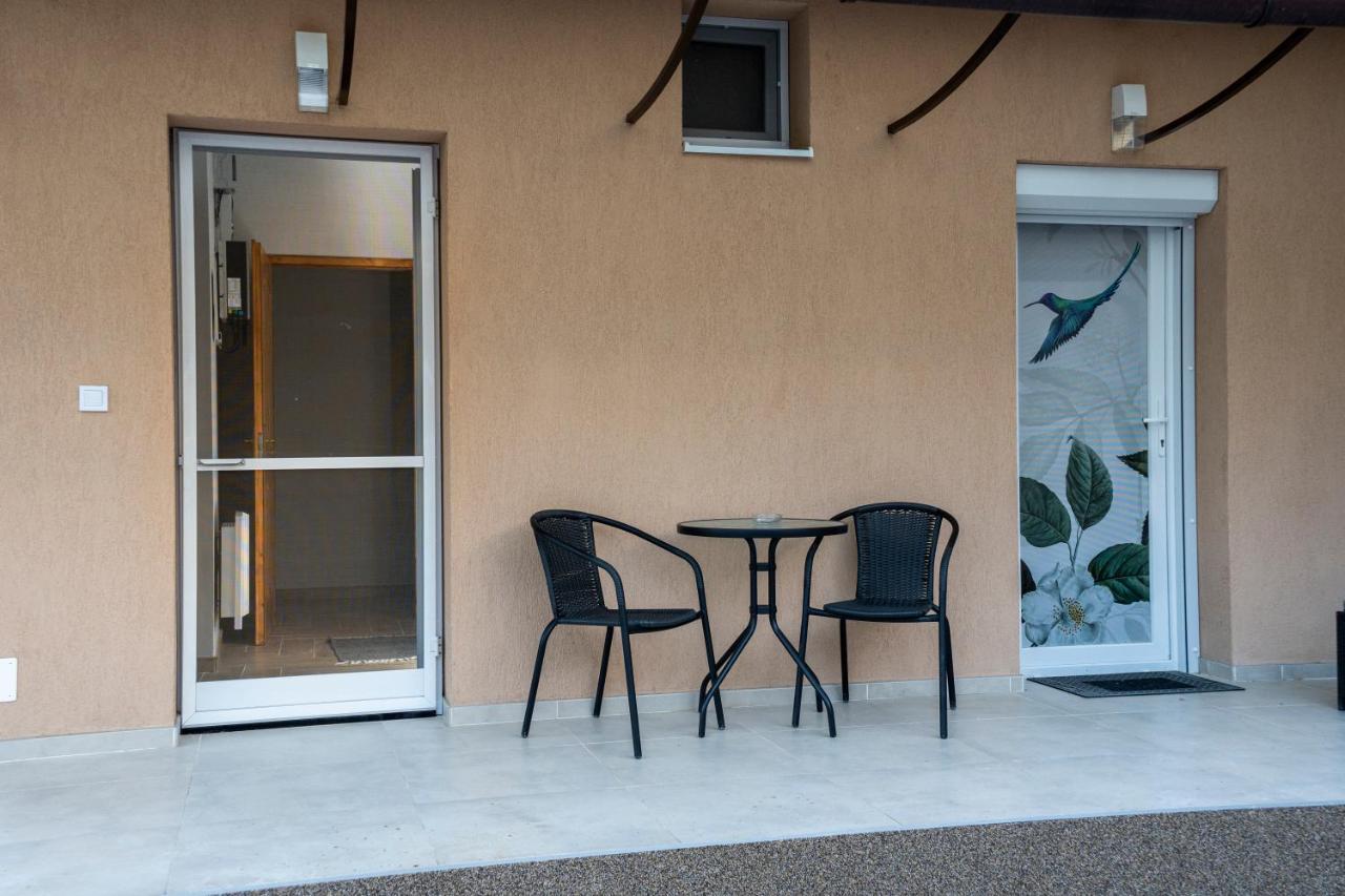 Kolibri Apartman - Makó Exteriör bild