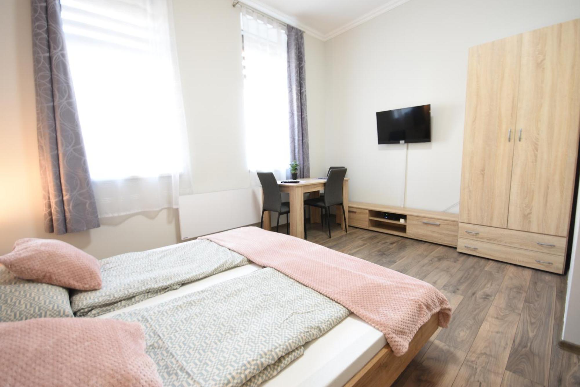 Kolibri Apartman - Makó Exteriör bild